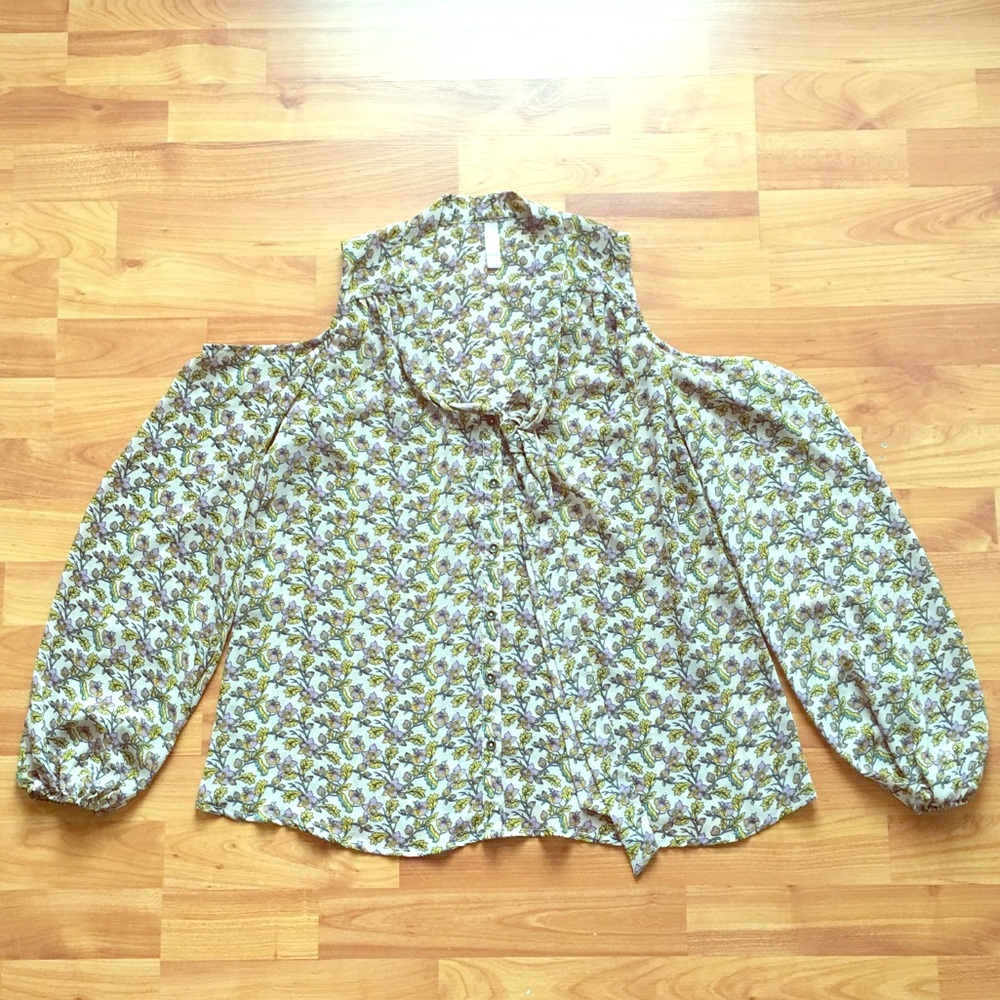 Cold Shoulder Floral Blouse